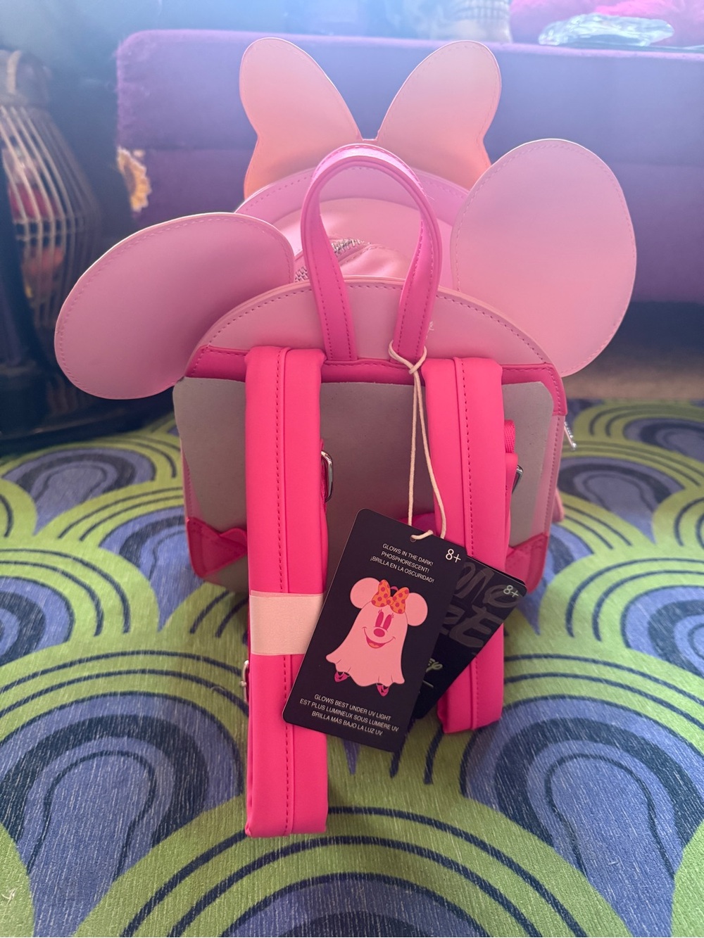 Loungefly Pink Minnie Mouse Backpack Glow in the Dark - Picture 4 of 9